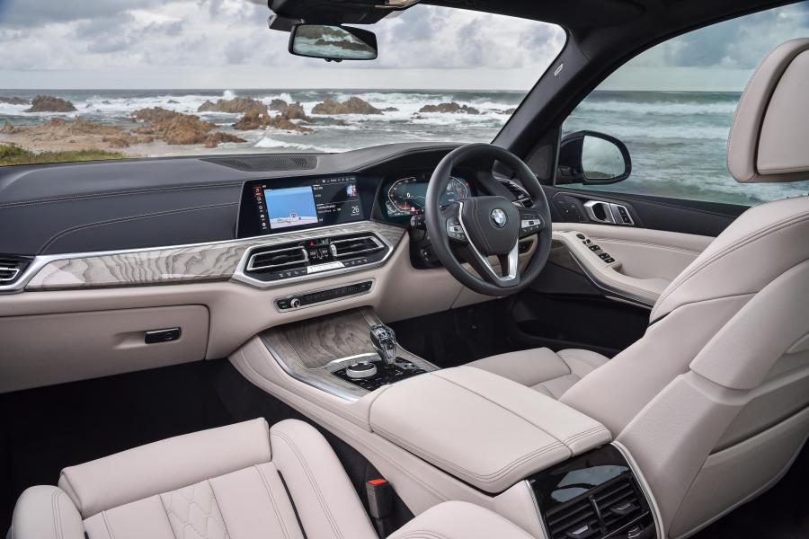 Торпедо BMW X5 xDrive30d (G05) 2018 года  (ZA) (фото 8 из 30)